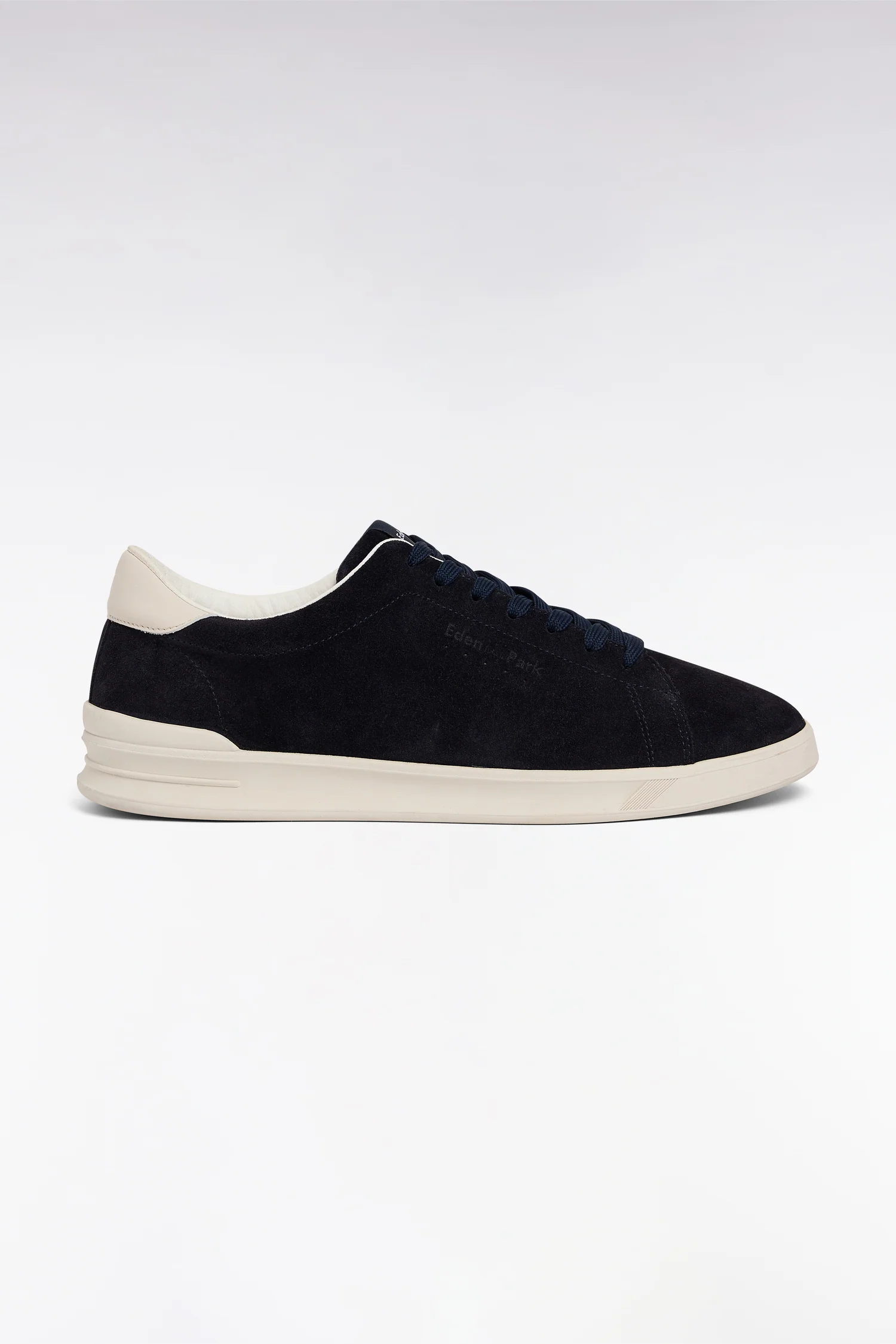 Baskets en cuir suédé marine