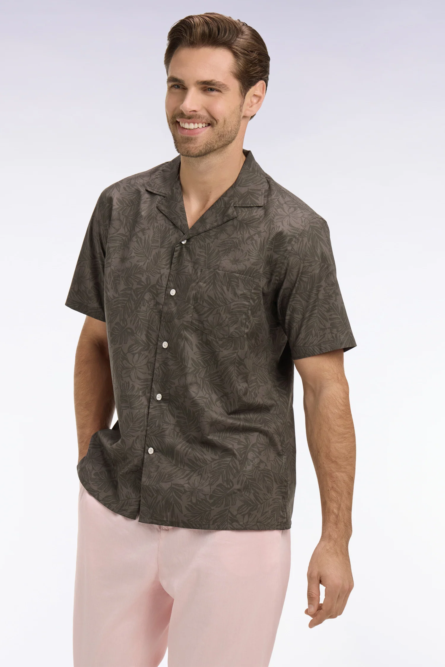 Chemise à manches courtes en coton Pima kaki imprimé végétal