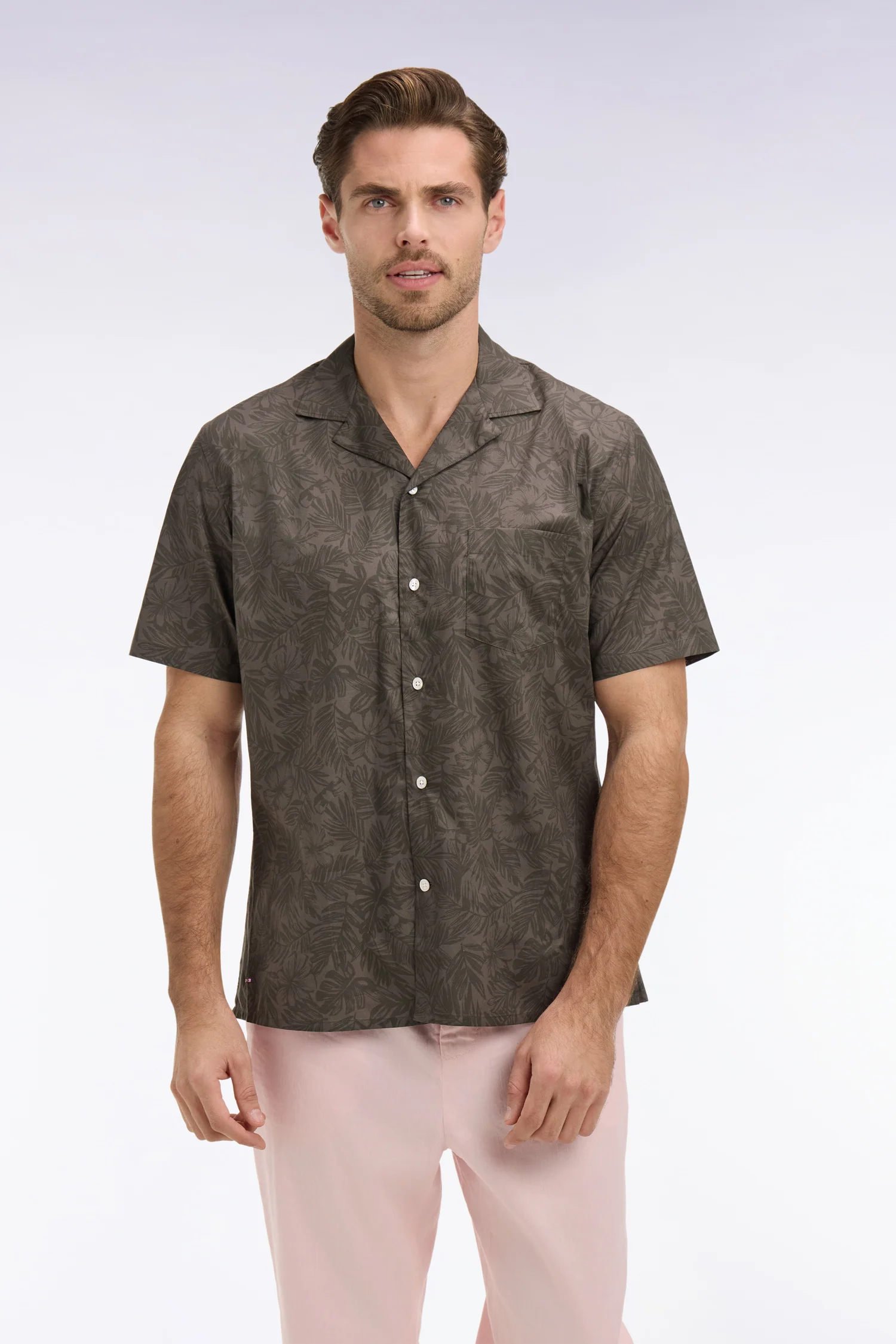 Chemise à manches courtes en coton Pima kaki imprimé végétal - Image 3