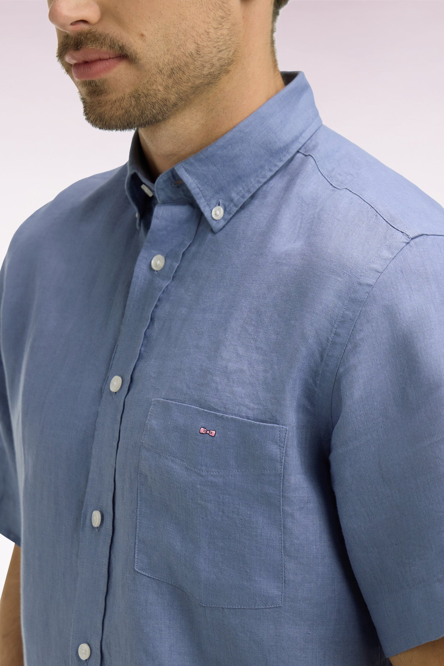Chemise à manches courtes en lin bleu - Image 4