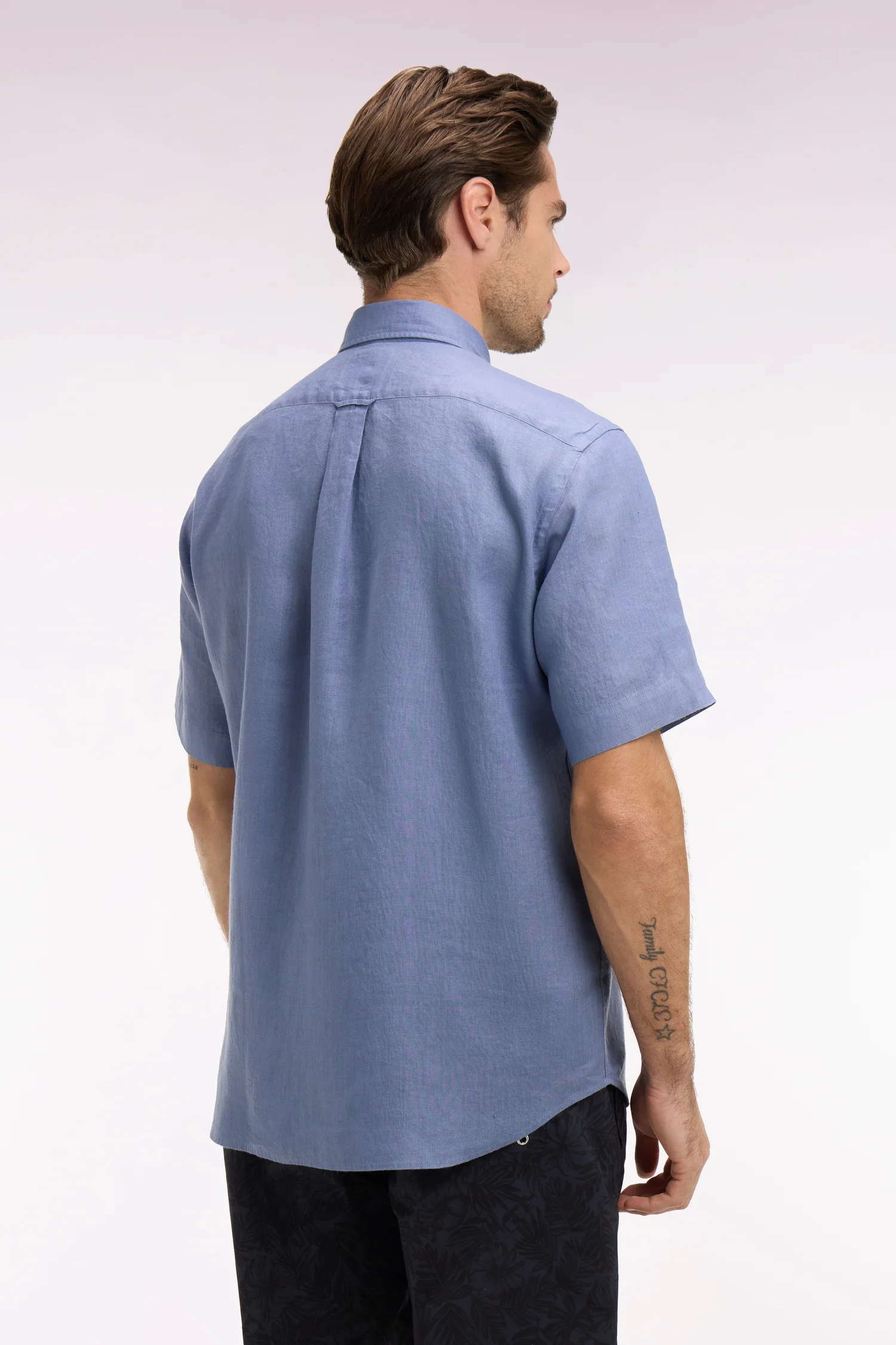 Chemise à manches courtes en lin bleu - Image 5