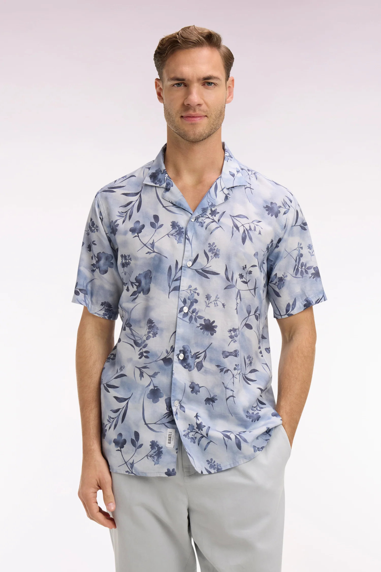 Chemise à manches courtes en lyocell et coton imprimé floral ciel - Image 3