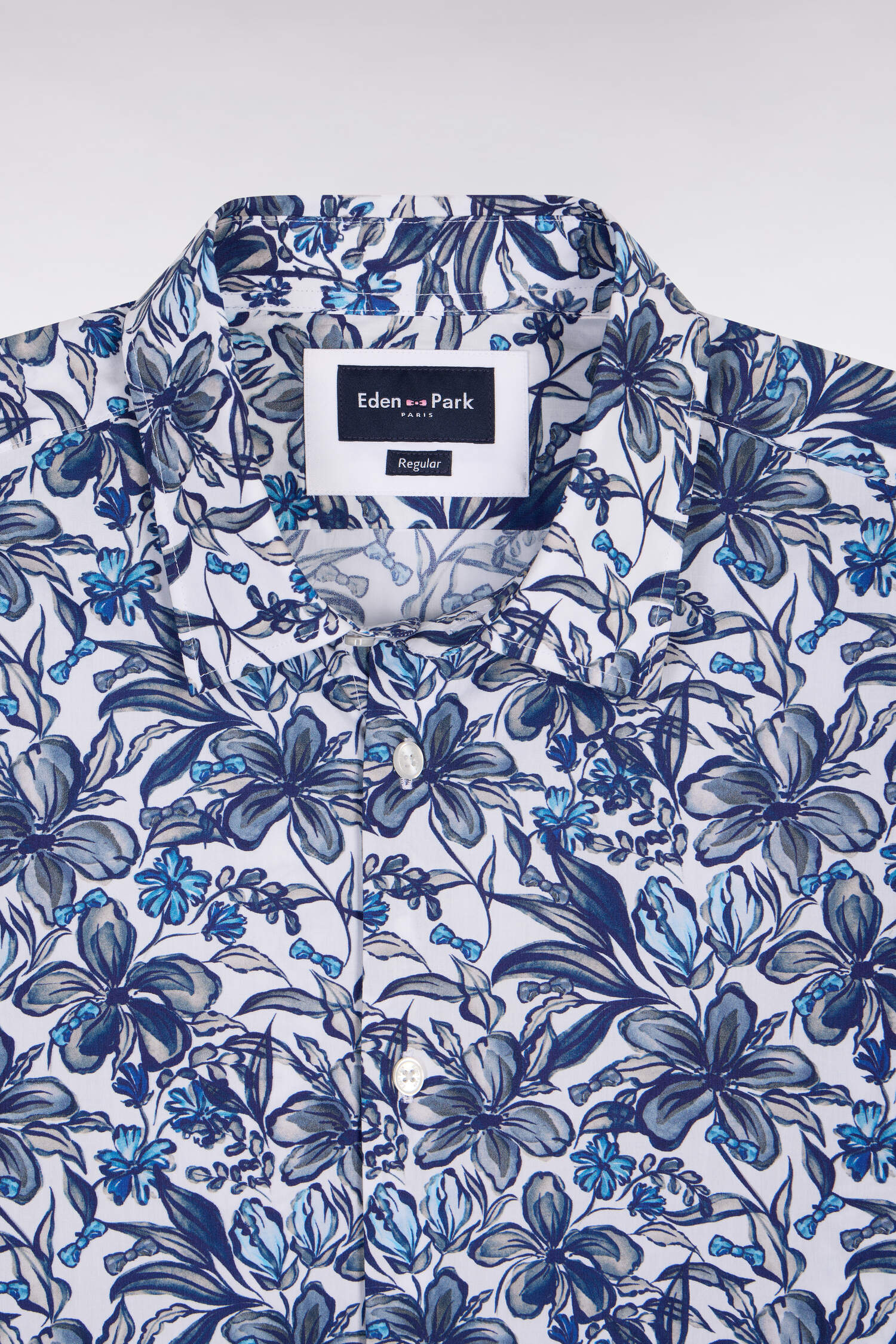 Chemise à manches courtes en popeline de coton marine à motif floral - Image 6