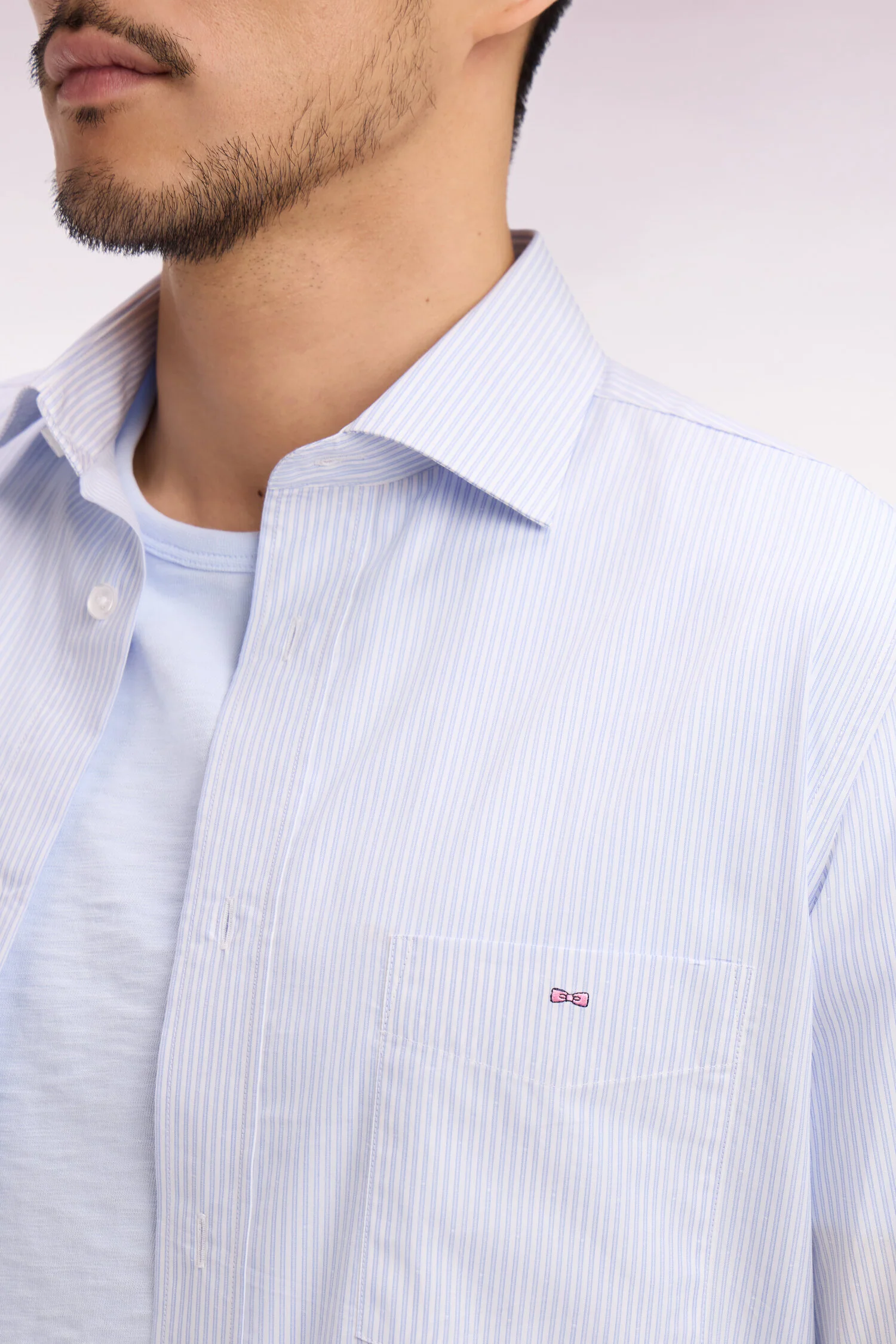Chemise en coton dobby à rayures ciel coupe regular - Image 4