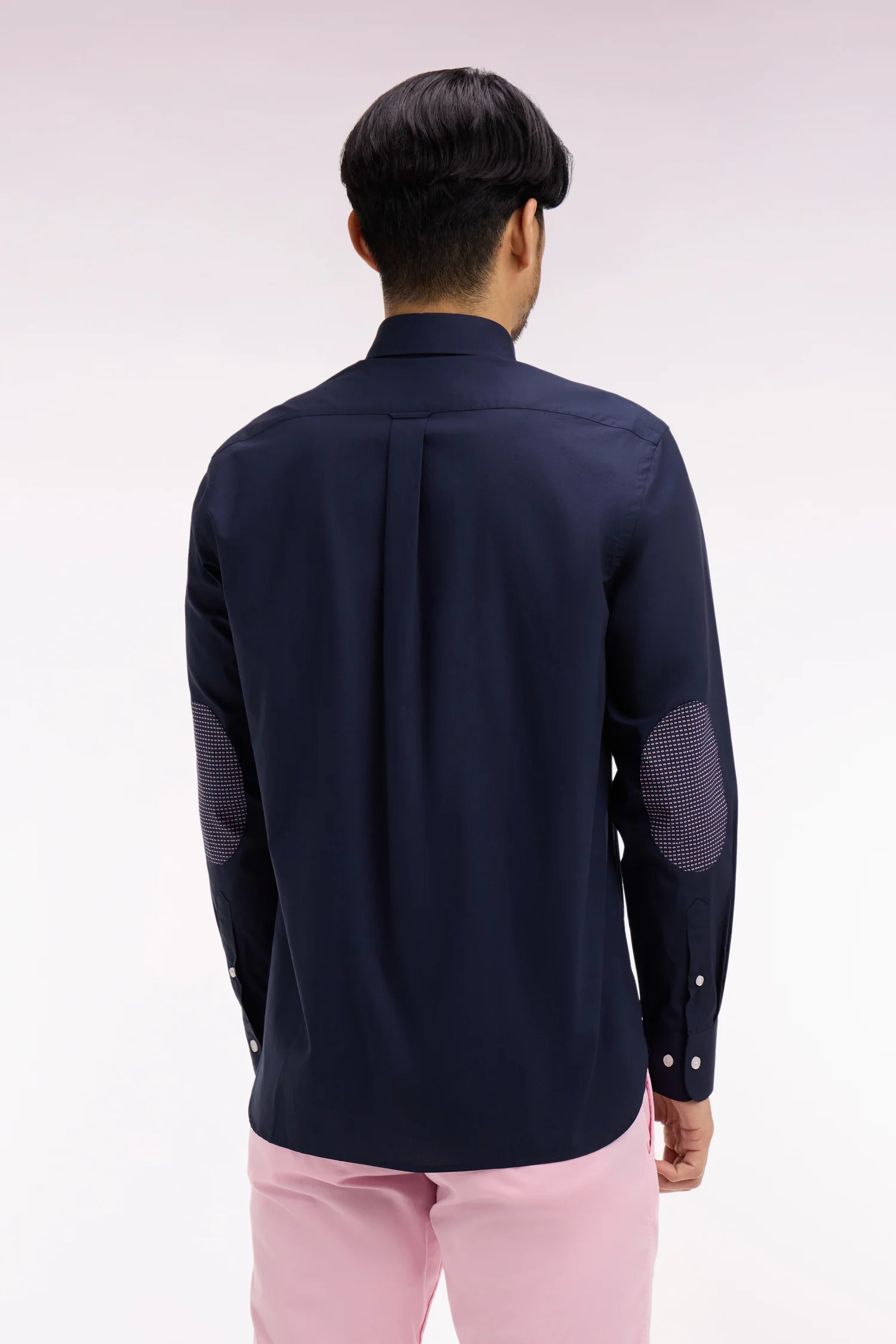 Chemise en coton marine à coudières imprimées - Image 5