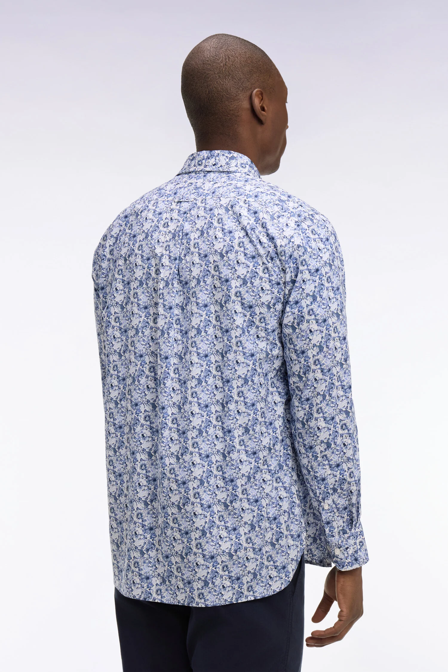 Chemise en popeline de coton bleu à motif floral - Image 5