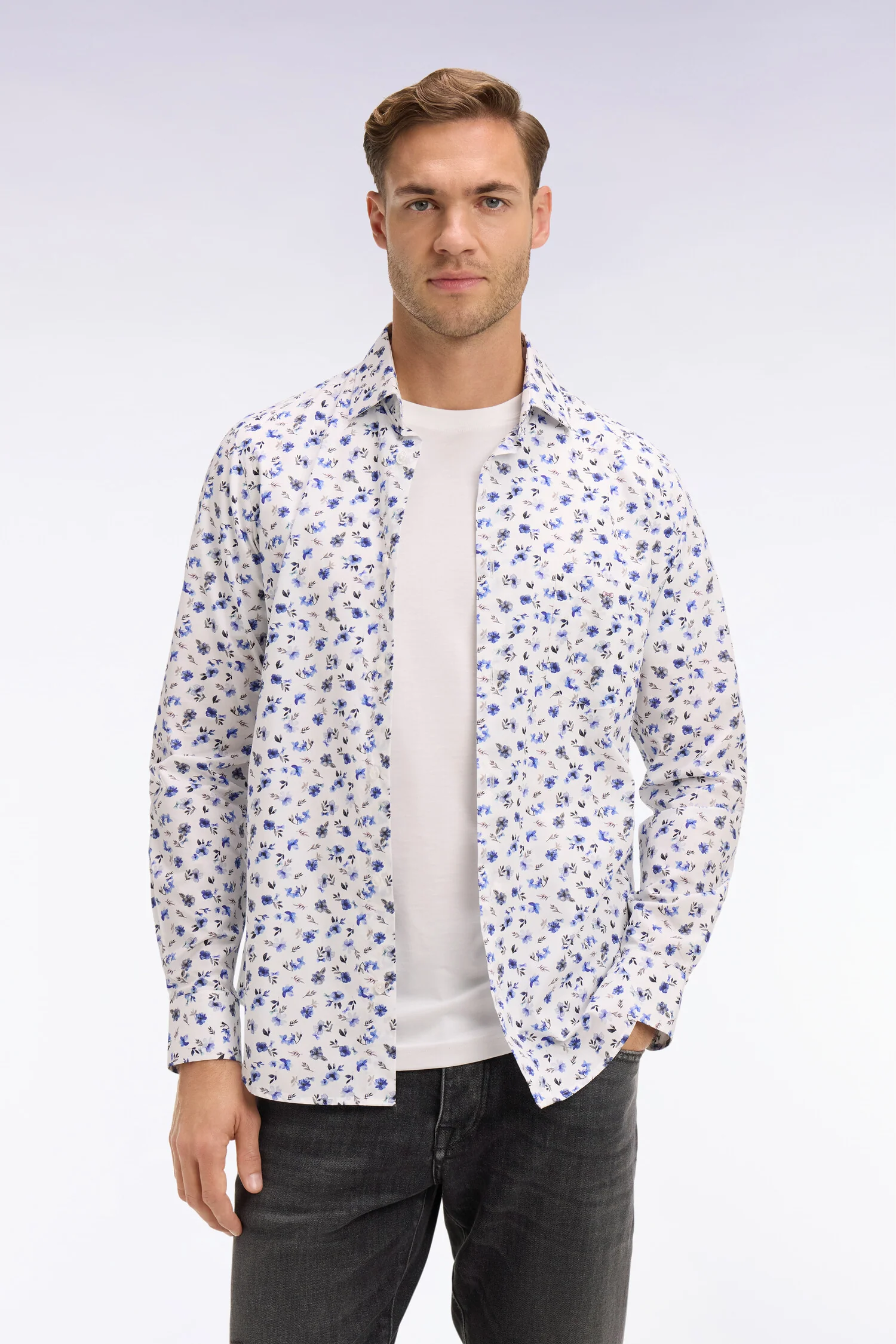 Chemise en popeline de coton imprimé floral bleu coupe slim - Image 3