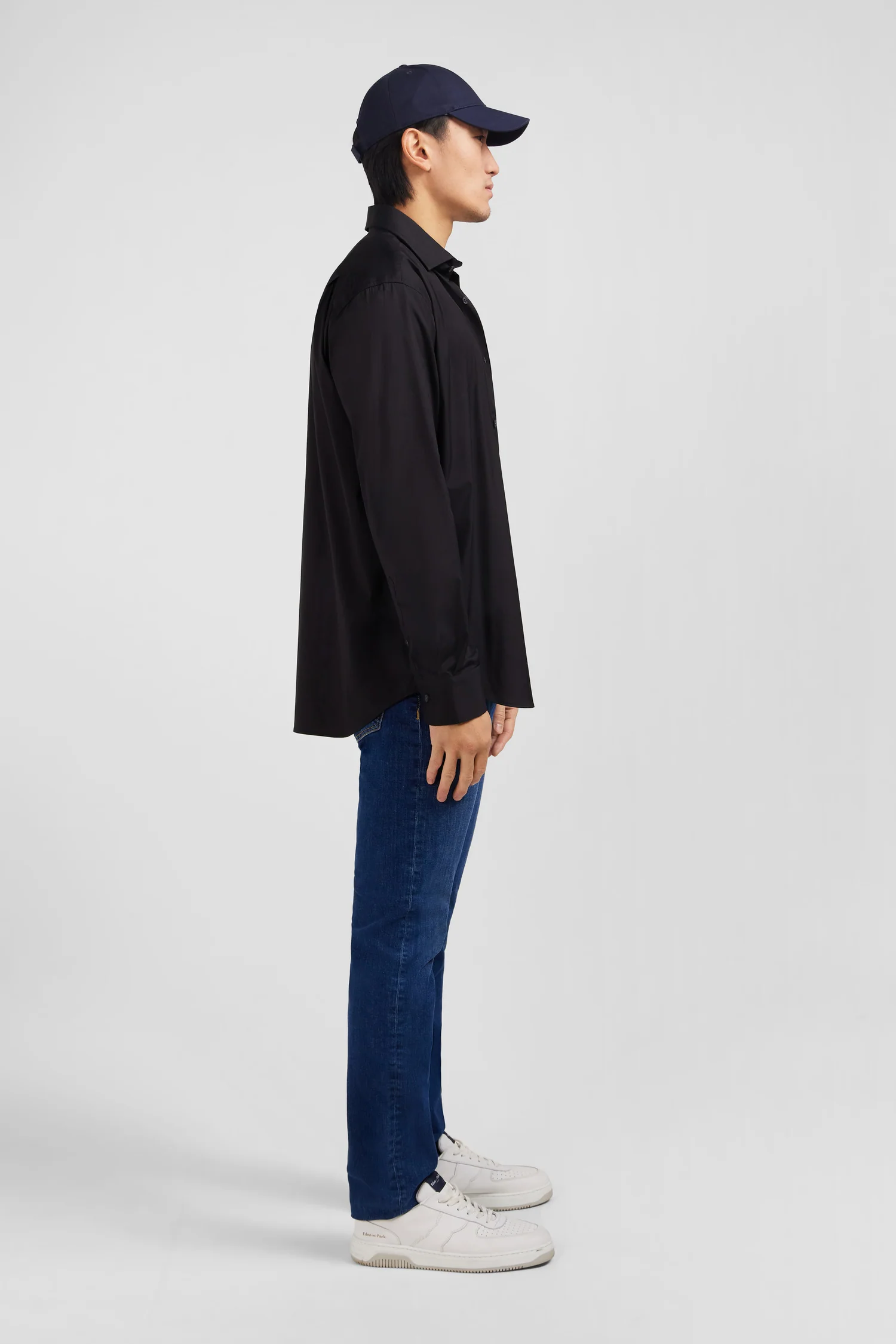 Chemise noire regular en popeline stretch - Image 5