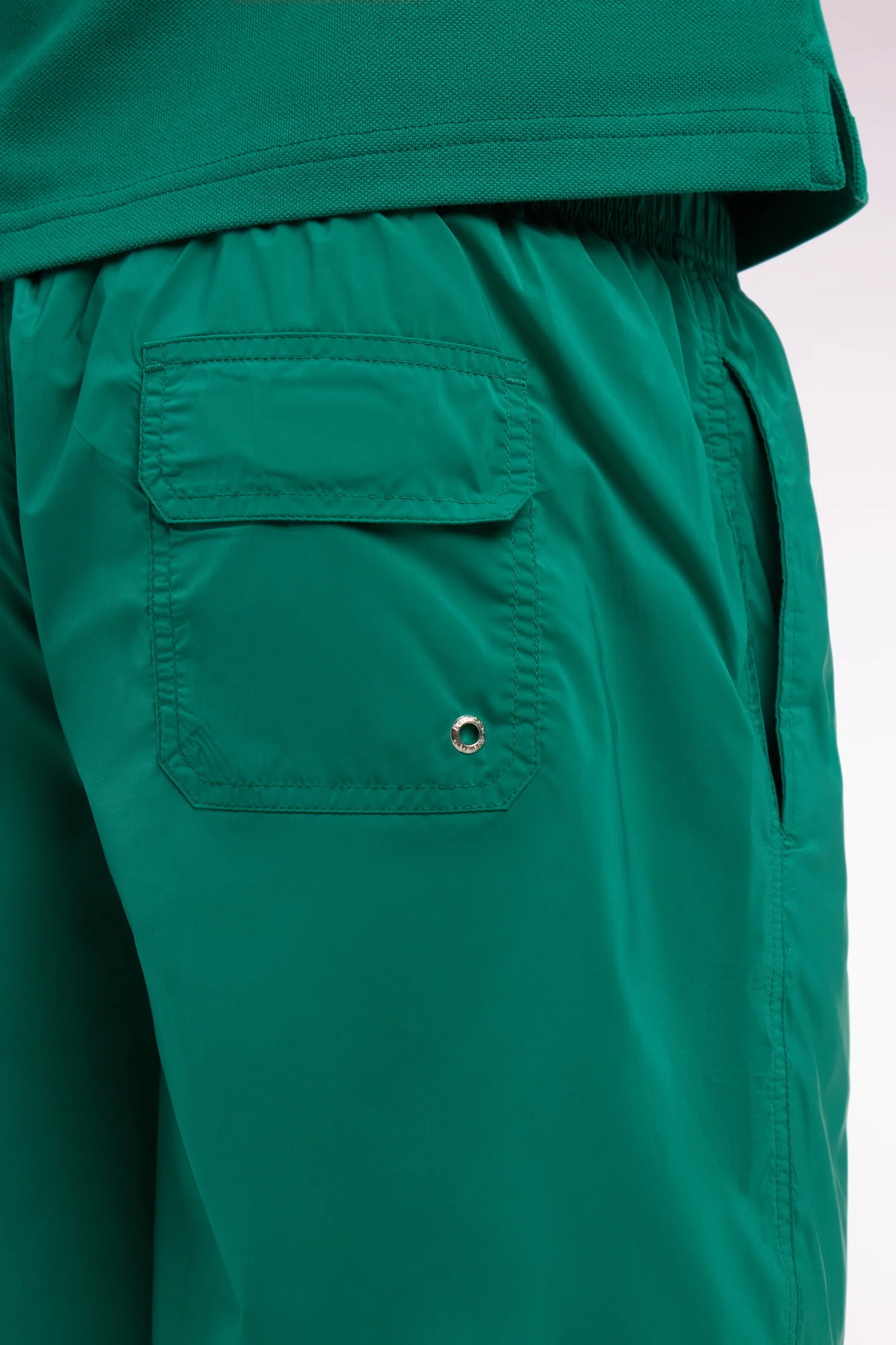 Maillot de bain uni vert - Image 4