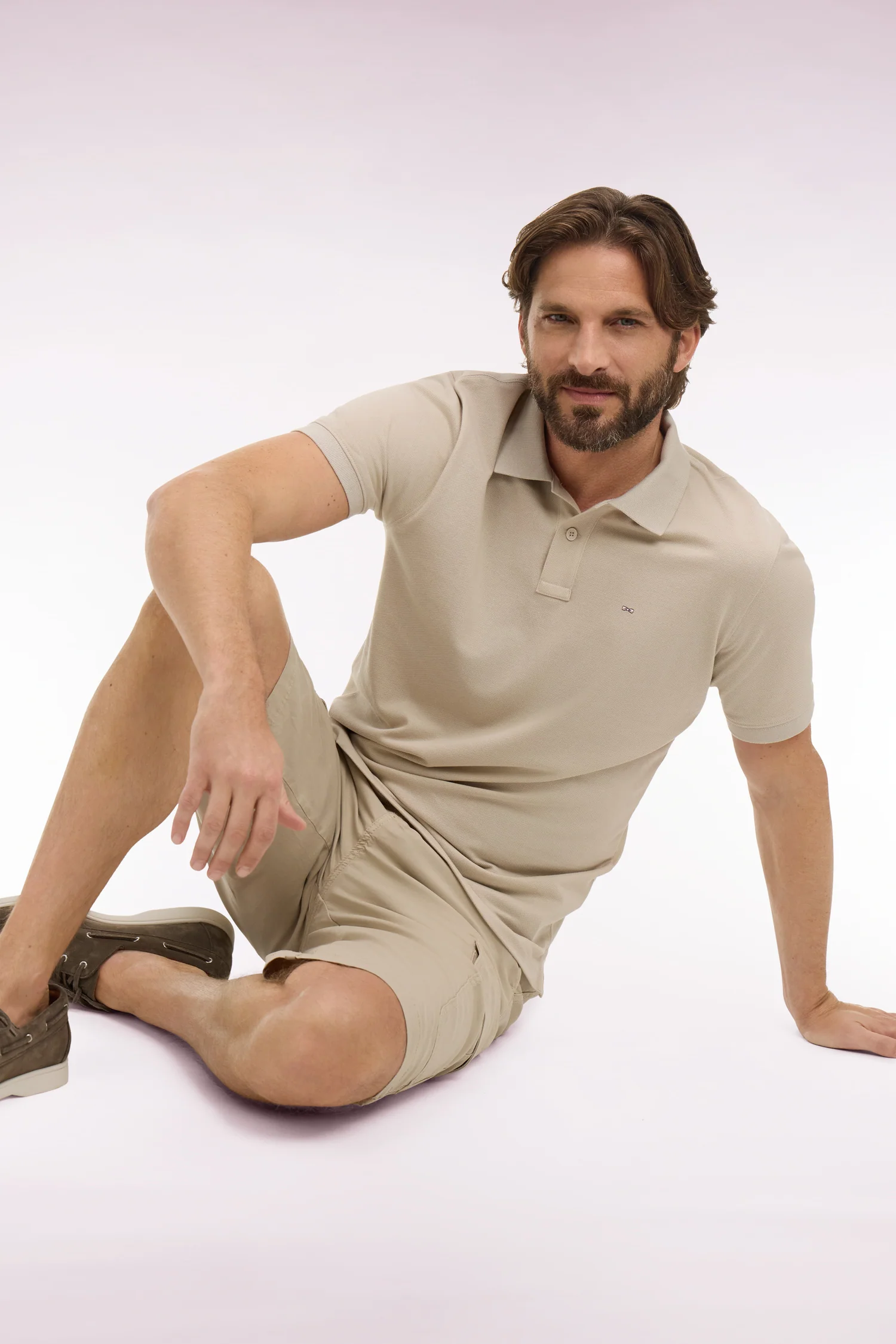 Polo Ă manches courtes en coton beige coupe regular