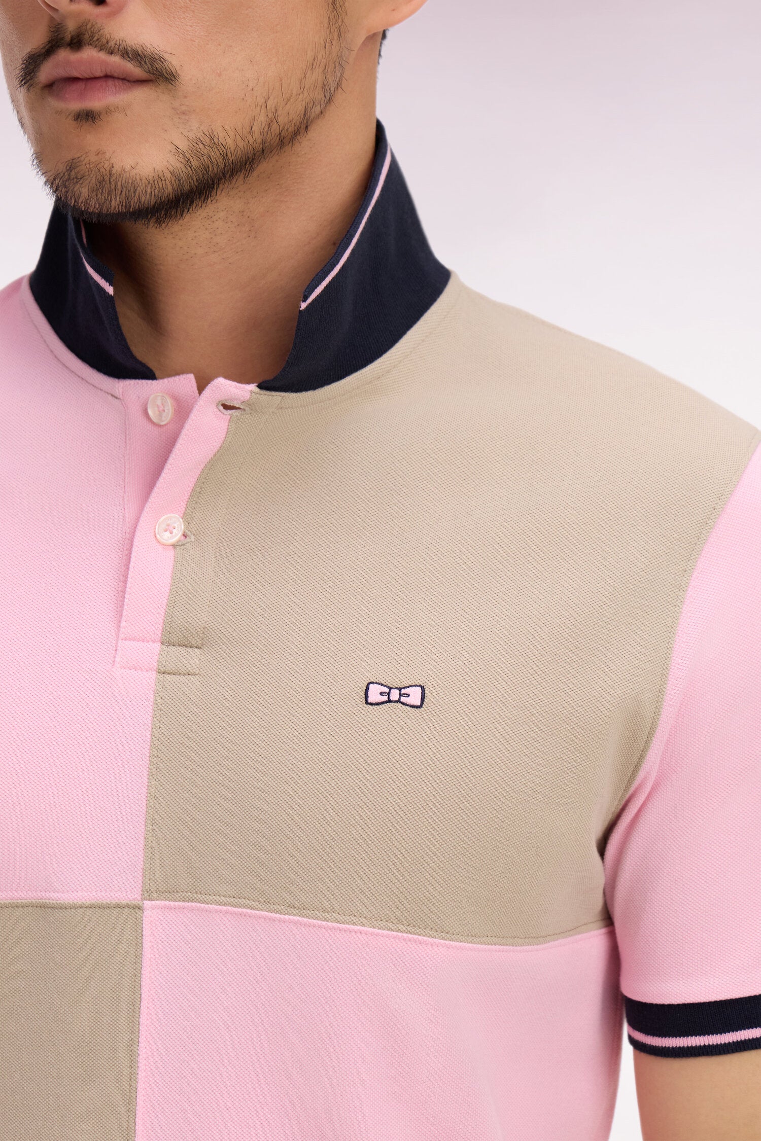Polo à manches courtes en coton beige et rose à cadrans coupe regular - Image 4