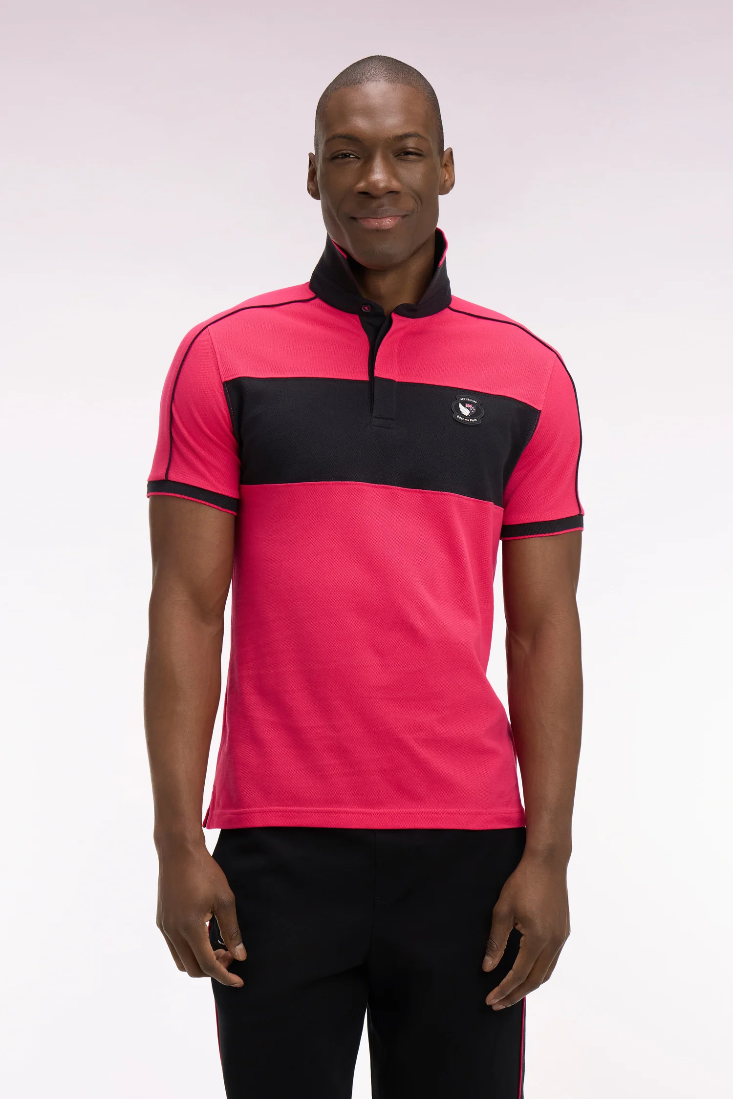 Polo Ă manches courtes en coton fuchsia et noir New Zealand coupe regular - Image 3