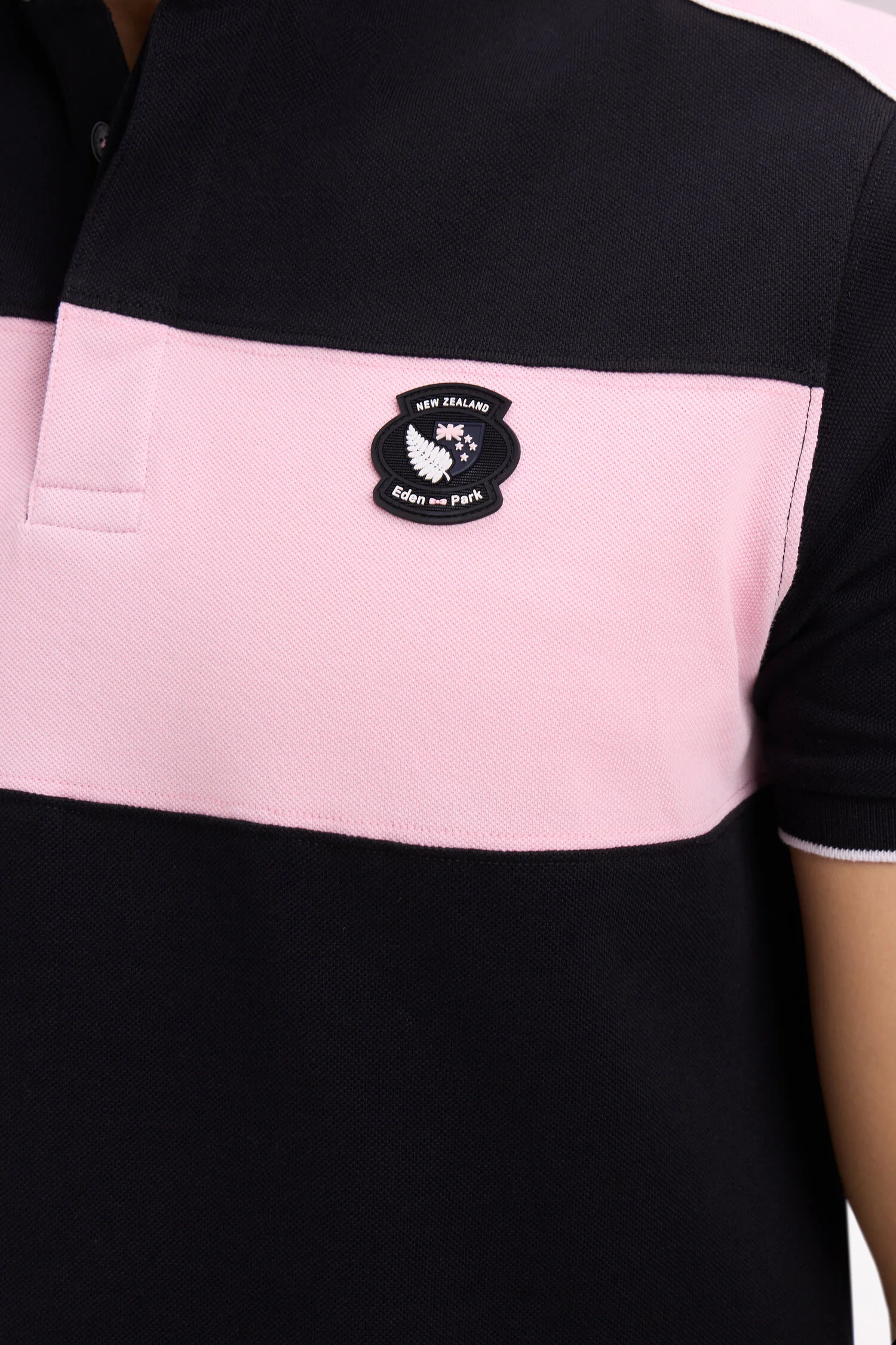 Polo à manches courtes en coton noir et rose New Zealand coupe regular - Image 4