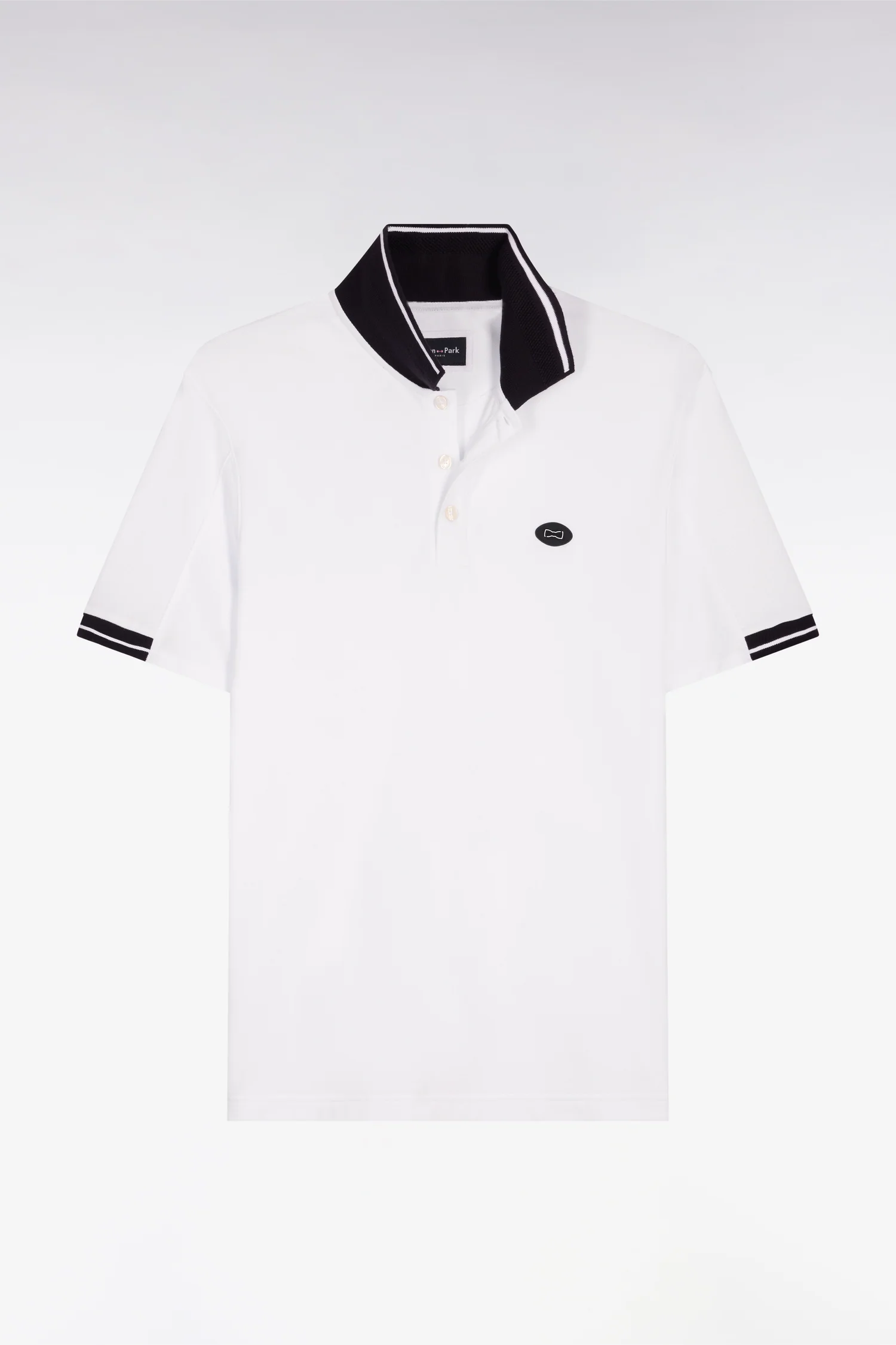 Polo à manches courtes en piqué coton blanc à détails marine - Image 2