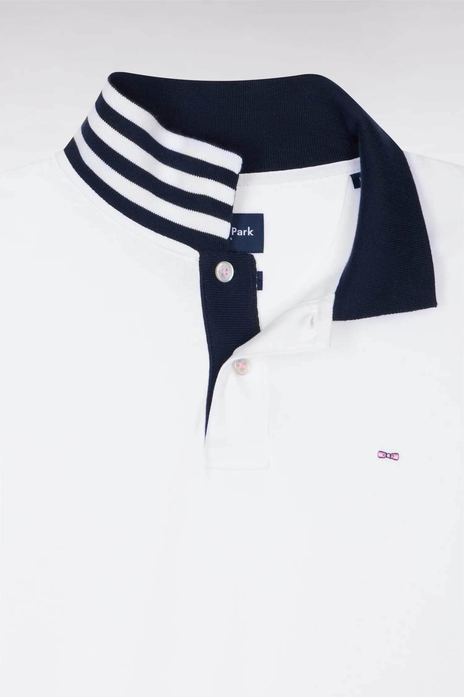 Polo blanc en coton pima avec détails contrastés - Image 7