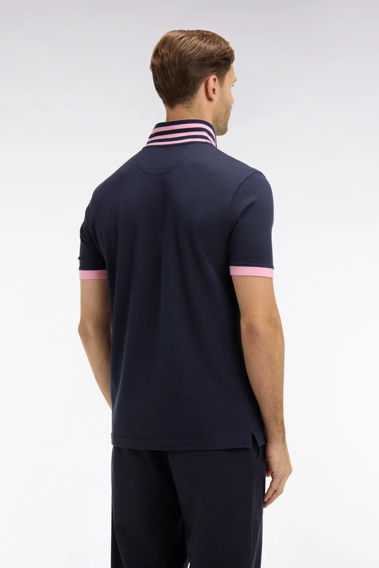 Polo bleu marine en coton pima avec détails contrastés - Image 5
