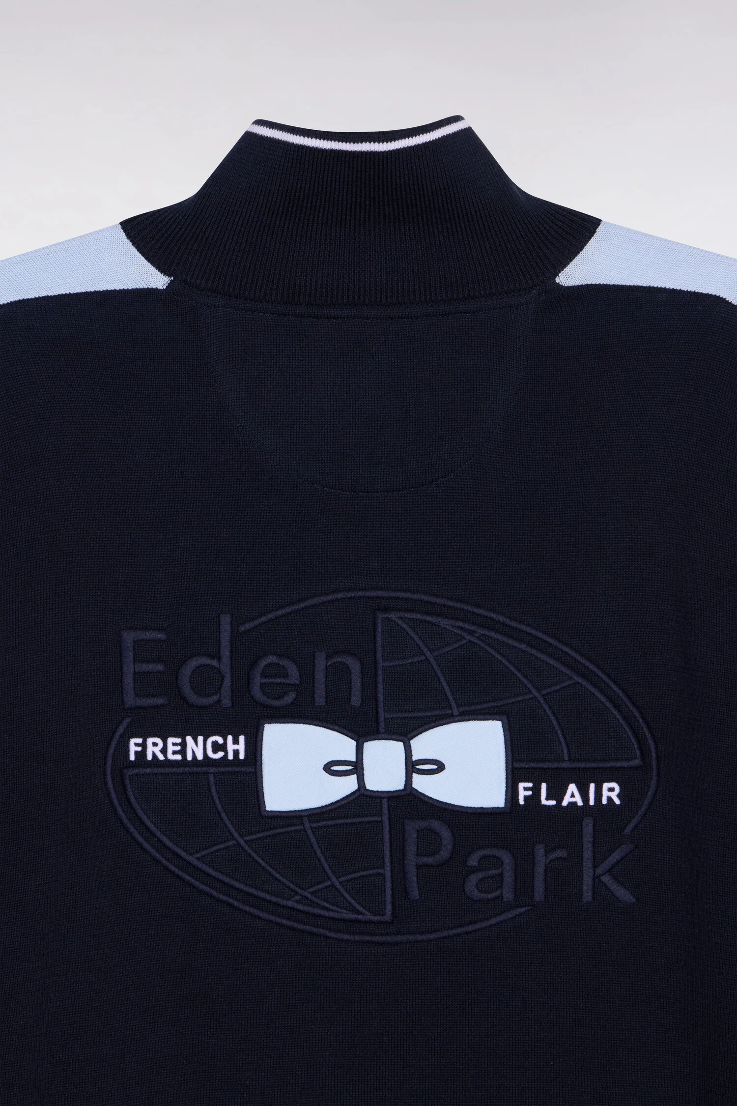 Pull à col maillot en coton ciel brodé - Image 6