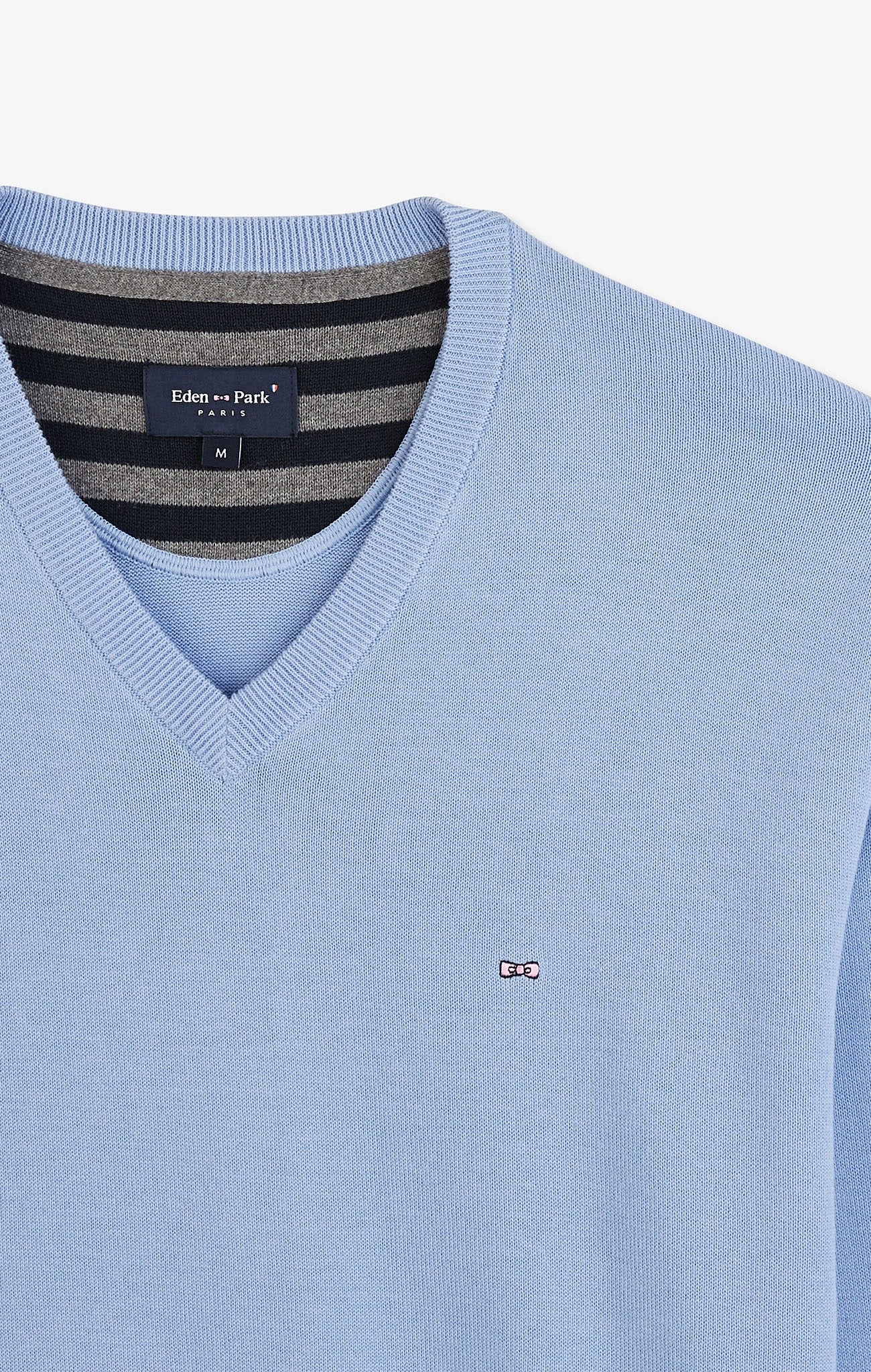 Pull bleu à col V en coton - Image 8