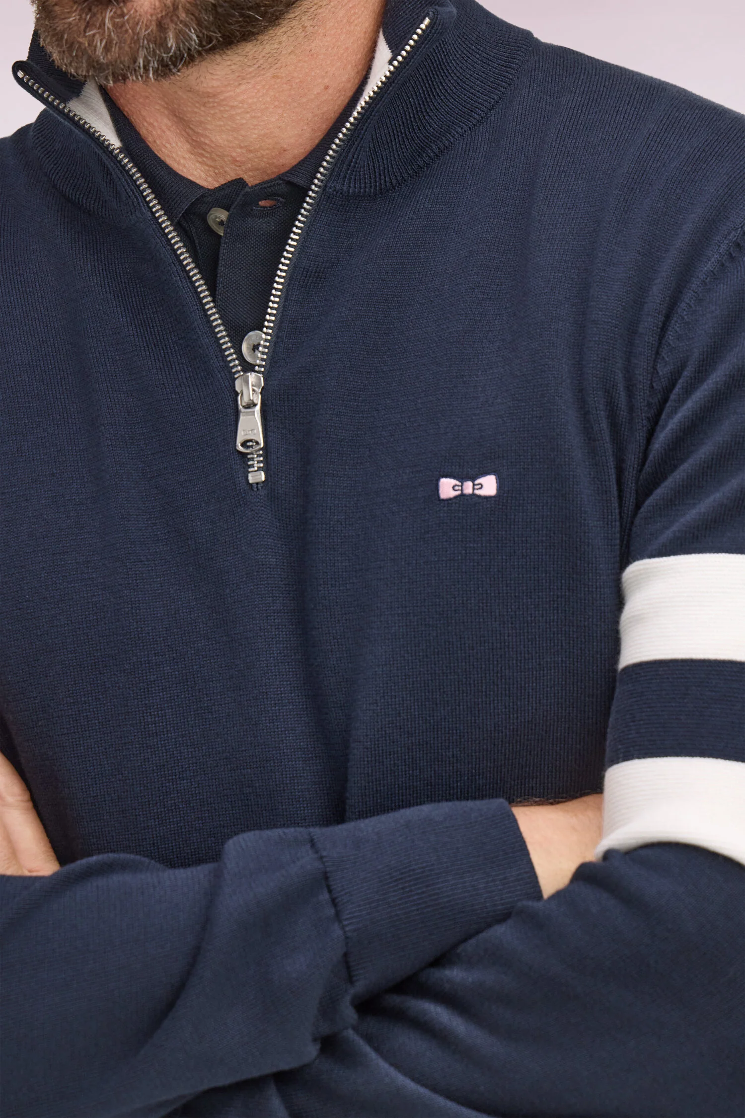 Pull col maillot en coton marine à double rayures manches - Image 4