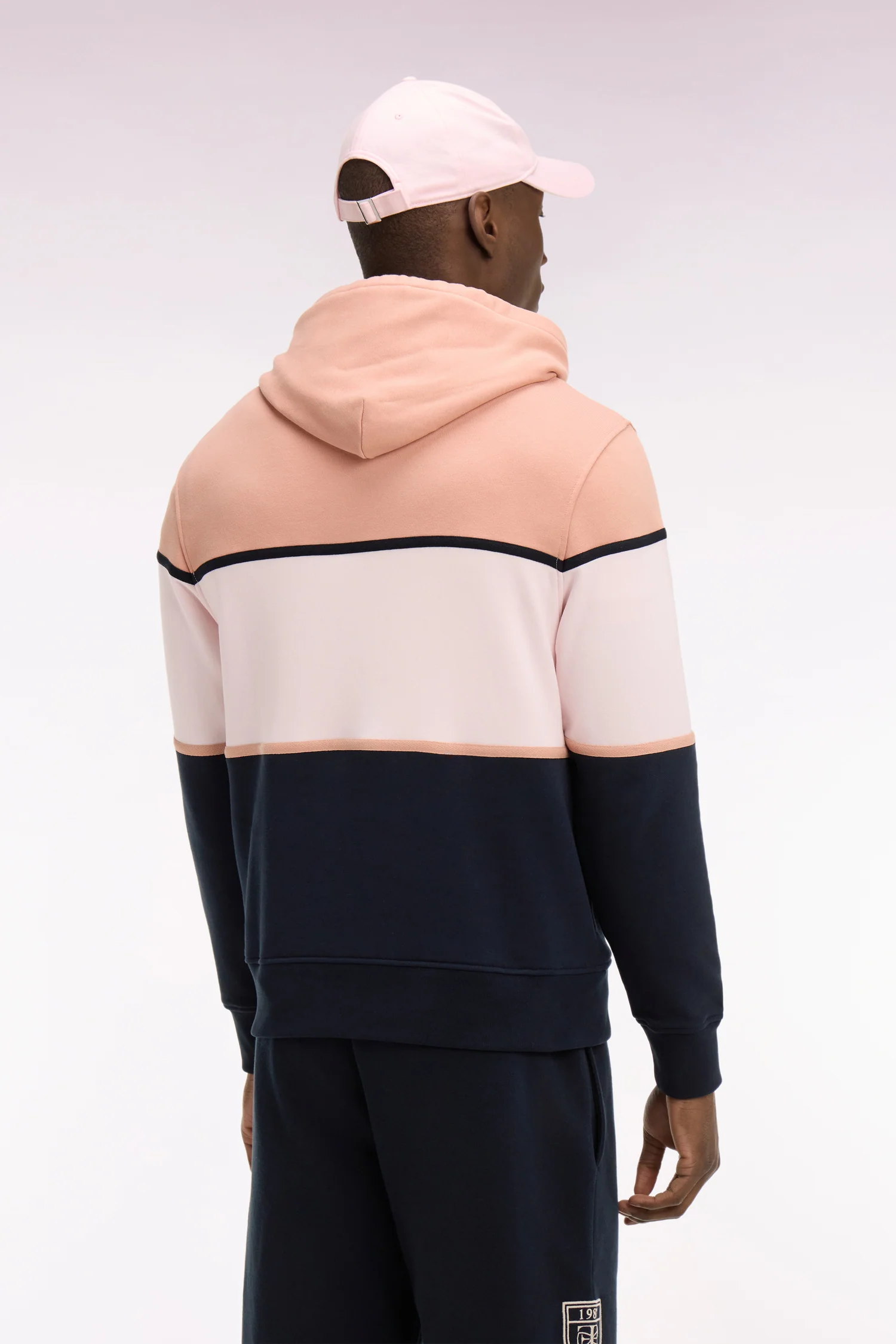 Sweatshirt à capuche rose à découpes pastel brodées coupe regular - Image 5