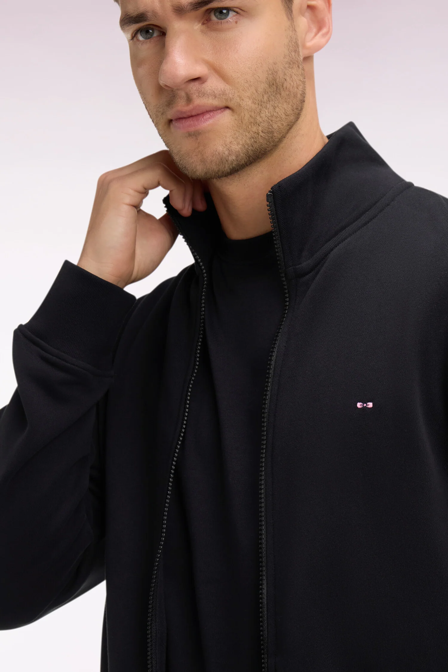 Sweatshirt zippé en molleton coton noir - Image 4
