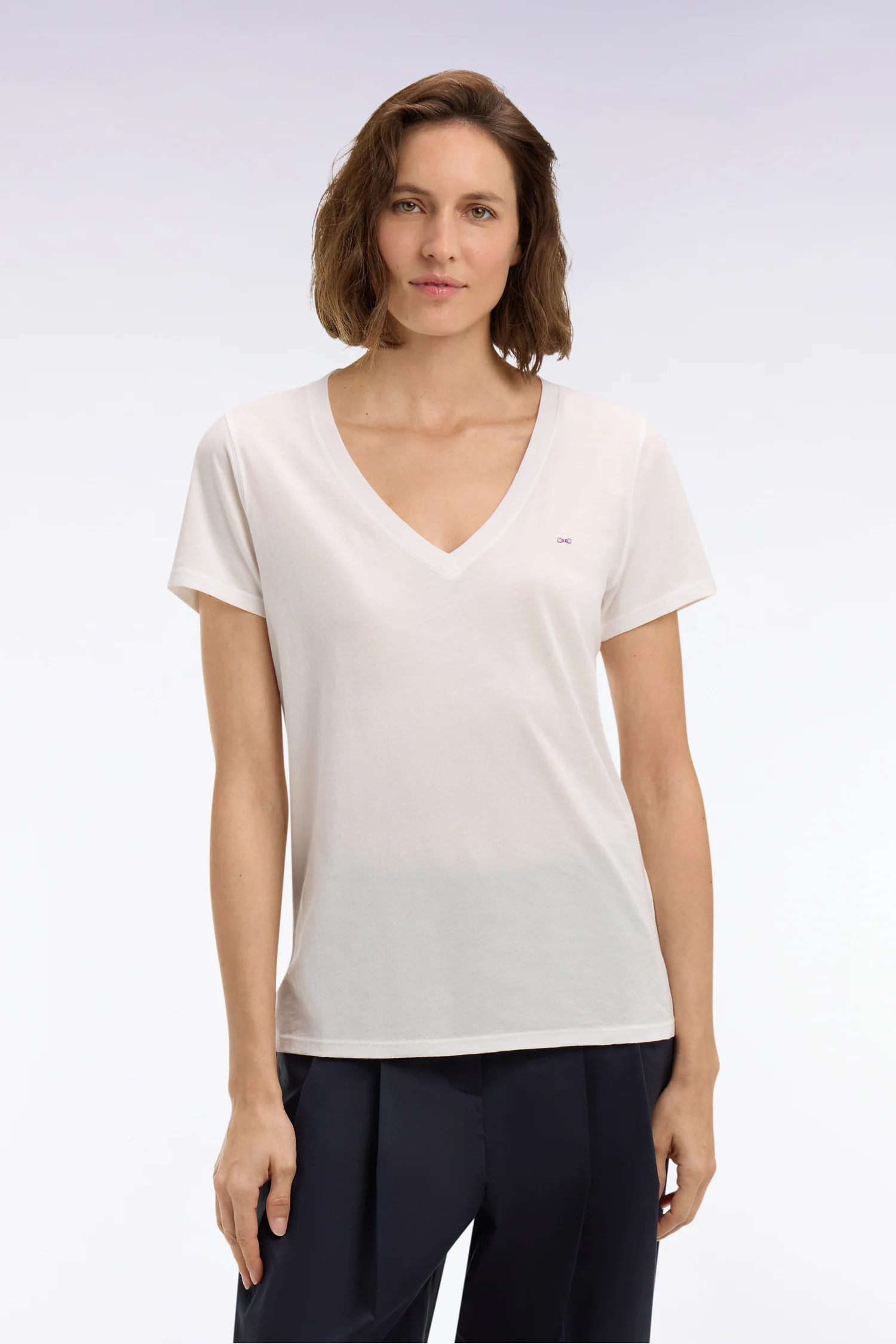 T-shirt à manches courtes col V en coton Pima blanc coupe regular - Image 3