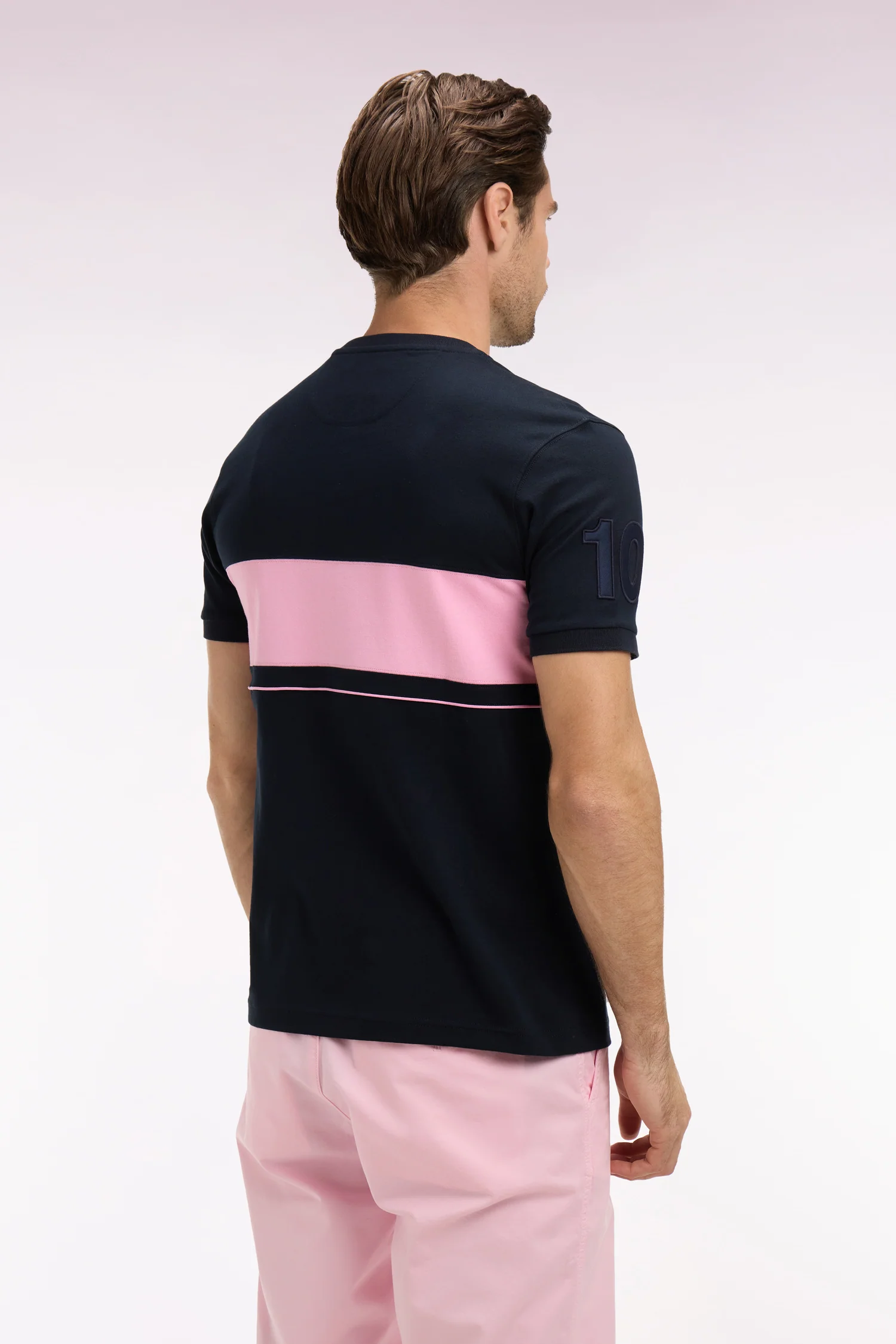 T-shirt à manches courtes en coton marine découpes roses coupe regular - Image 5
