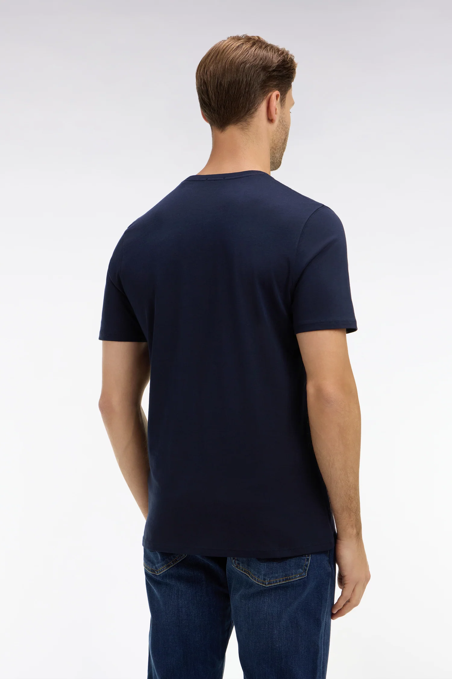 T-shirt bleu marine col rond à manches courtes - Image 4