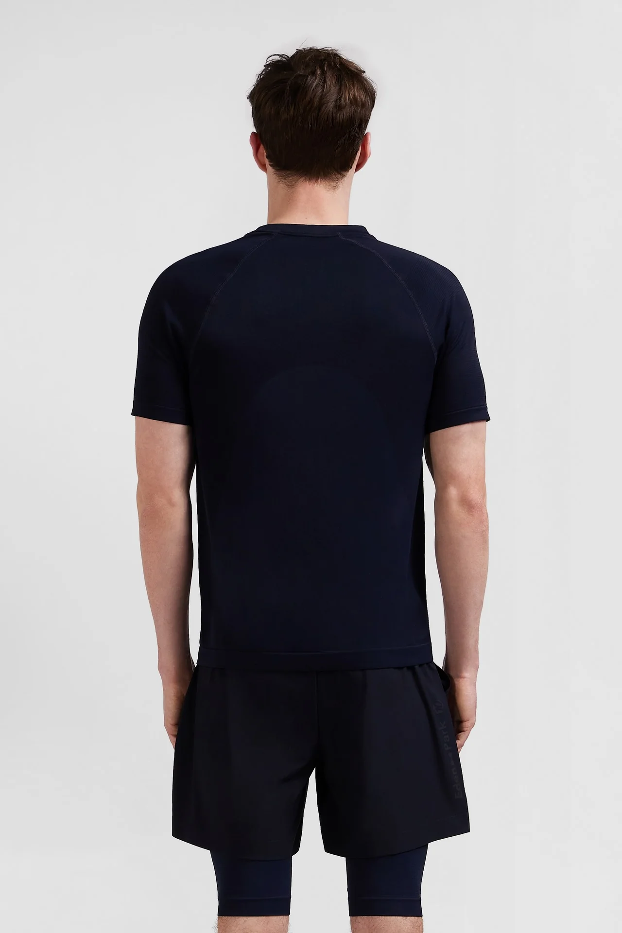 T-shirt de sport manches courtes à détails cerclés bleu marine - Image 4